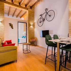  Apartment Diseno Triana 2